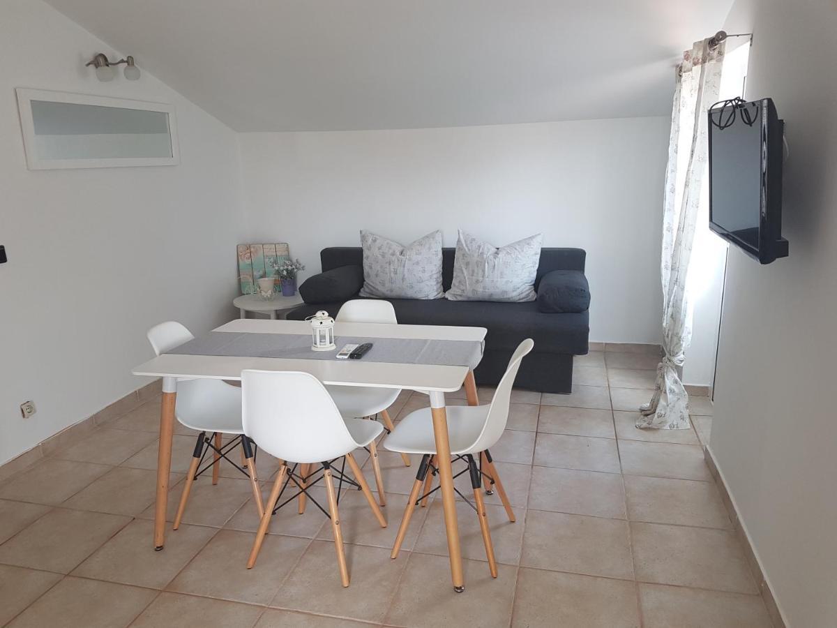 Tribalj Apartments Jabuka מראה חיצוני תמונה